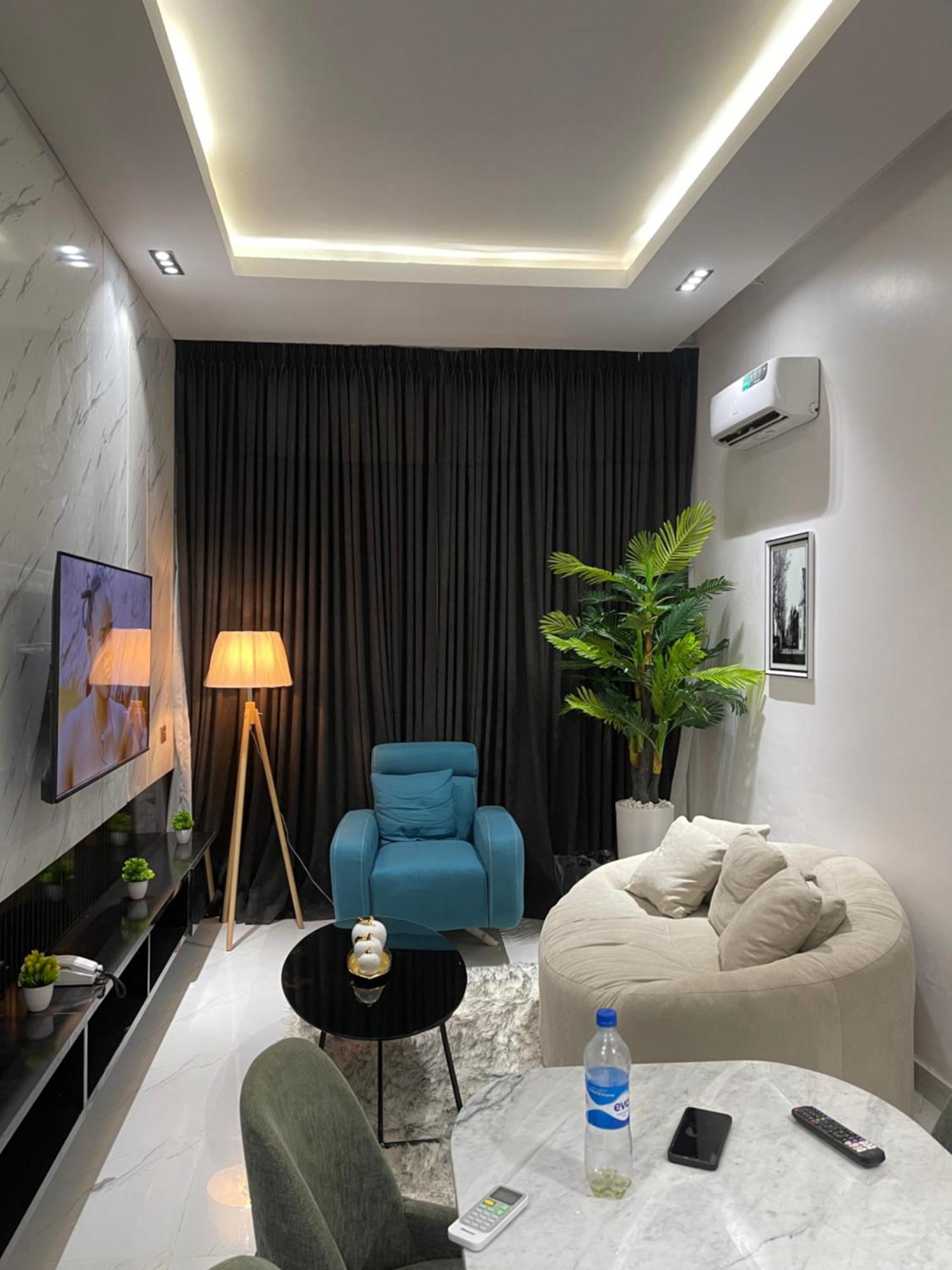 Austra Hotels And Apartments Maitama Абуджа Экстерьер фото