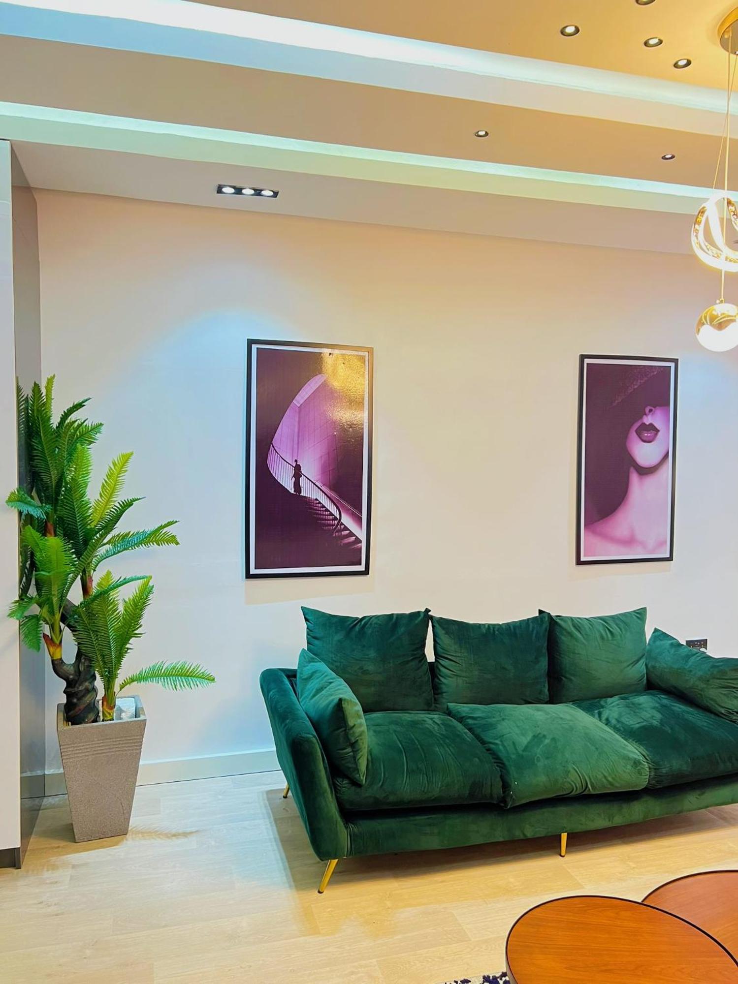 Austra Hotels And Apartments Maitama Абуджа Экстерьер фото
