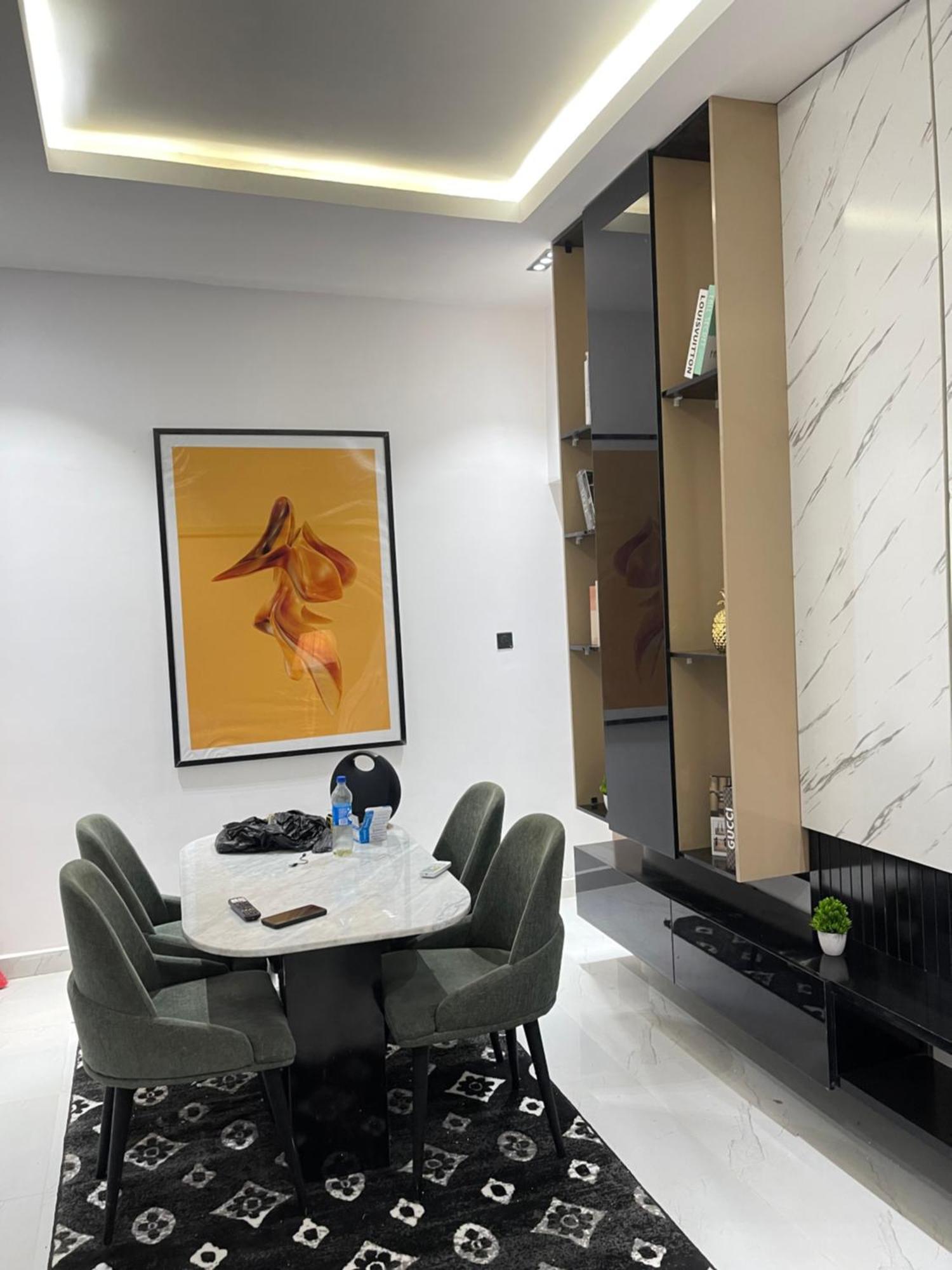 Austra Hotels And Apartments Maitama Абуджа Экстерьер фото